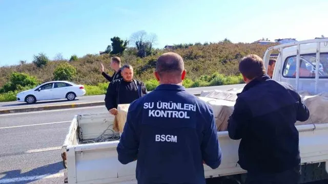 Akçakoca'da Balık Nakil Araçlarına Belge Denetimi