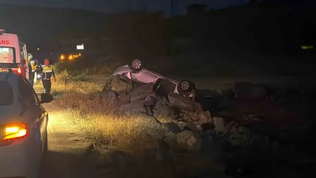 Ankara Bala'da Takla Atan Otomobilin Sürücüsü Kazayı Yaralanmadan Atlattı