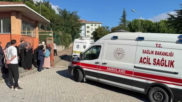 Başakşehir'deki Okul Kavgasında 5 Öğrenci Yaralandı