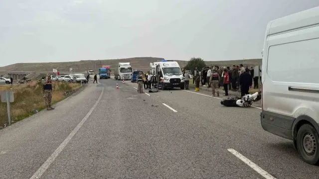 Bismil'de Minibüsle Çarpışan Motosikletin 14 Yaşındaki Sürücüsü Öldü