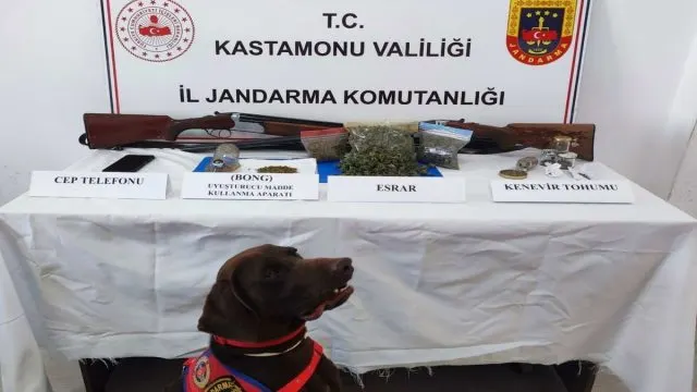 Kastamonu'da Uyuşturucu Operasyonunda 6 Şüpheliden 2'si Tutuklandı