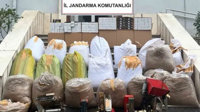 Serdivan’da Kaçak Tütün Operasyonunda 2 Şüpheli Yakalandı