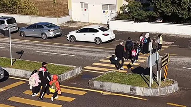 Erzurum'da Okul Çevrelerinde Denetim Ve Sosyal Medya Takibi
