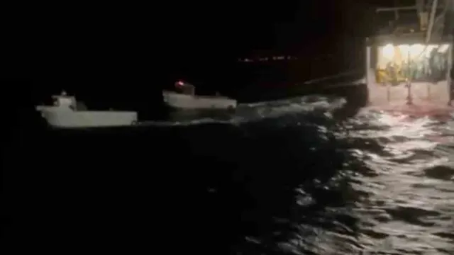 Bozcaada Açıklarında Sürüklenen Balıkçı Teknesi Kurtarıldı
