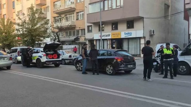 Odunpazarı'nda Motosiklet Kazası: 16 Yaşındaki Sürücü Yaralandı