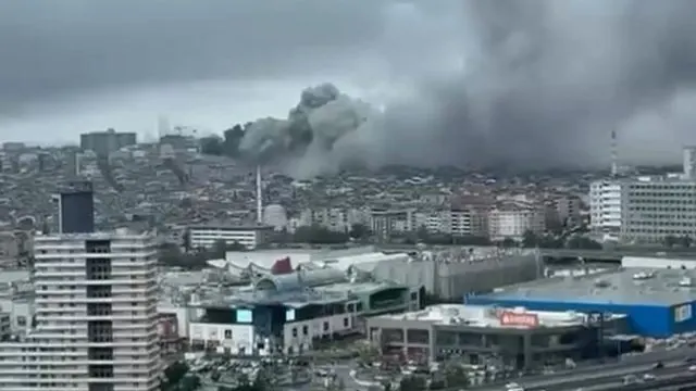 Bayrampaşa’daki Sanayi Sitesinde Yangın Çıktı
