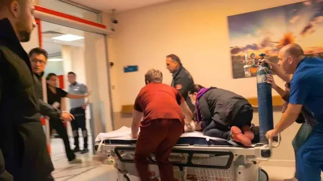 İnegöl’de Tavuk Eti Kaçan Bebek Kalp Masajıyla Hayata Döndürüldü
