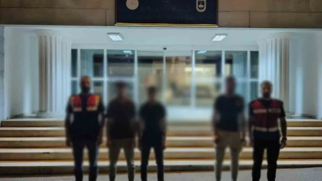Şanlıurfa’da 9 Göçmen Kaçakçısı Yakalandı
