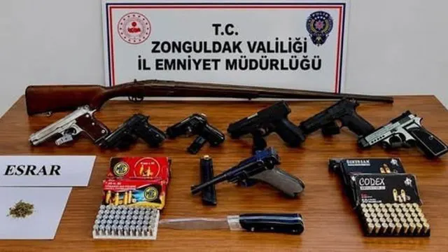 Zonguldak'ta Silah Operasyonunda 3 Tutuklama