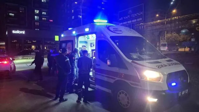Adıyaman’da Kavşak Yakınında Otomobil Ve Motosiklet Çarpıştı