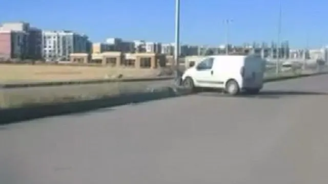 Diyarbakır Bağlar’da Refüje Çıkan Araçta Bir Kişi Yaralandı