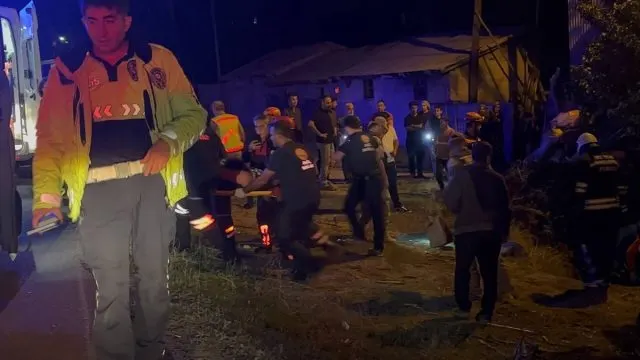 Erzincan-Erzurum Yolunda Takla Atan Otomobilde Karı-Koca Yaralandı