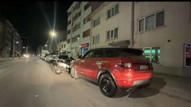 Eskişehir'de Park Halindeki Suv Araca Çarpan Sürücü Alkollü Çıktı
