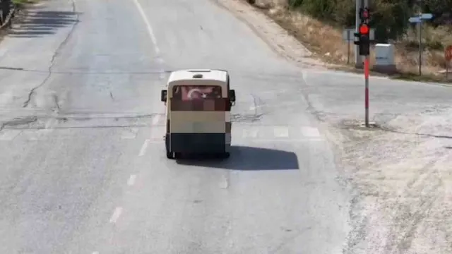 Kırıkkale'de Dronla Takip Edilen Minibüs Sürücüsüne 28 Bin Lira Ceza Kırıkkale'de Dronla Takip Edilen Minibüs Sürücüsüne 28 Bin Lira Ceza