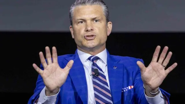 Hegseth’in Konuşması Protestolarla Kesildi