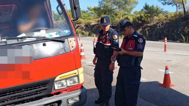 Muğla’da Jandarma Denetimlerinde 202 Araç Trafikten Men Edildi