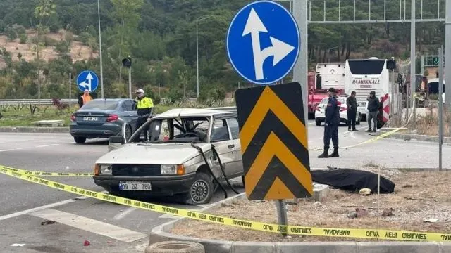Ayvacık’ta Otobüs Ve Otomobil Çarpıştı: 2 Ölü