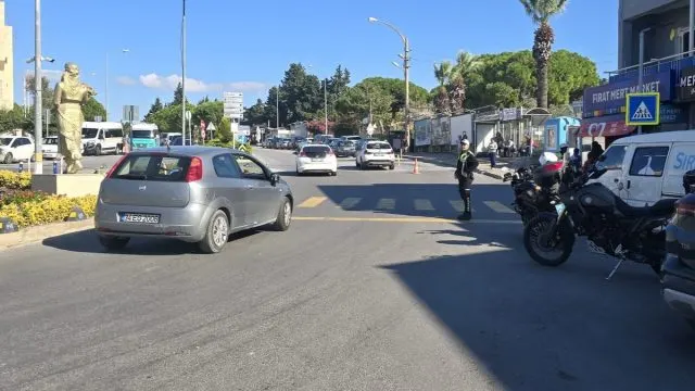 Çeşme'de Yaya Önceliğine Uymayan Sürücülere Ceza