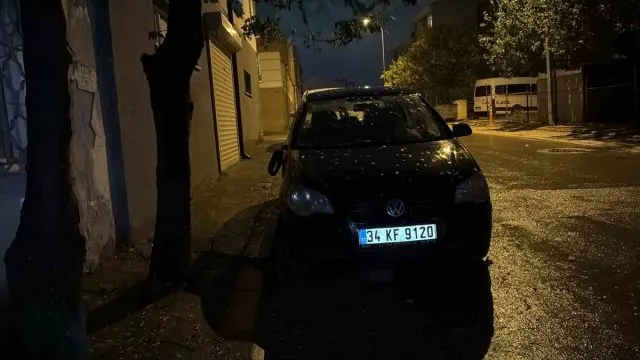 Eskişehir Odunpazarı'nda İki Otomobilin Dikiz Aynaları Zarar Gördü
