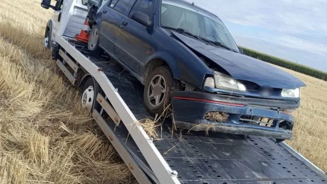 Kulu’da Şarampole Devrilen Otomobilde İki Kişi Yaralandı Kulu’da Şarampole Devrilen Otomobilde İki Kişi Yaralandı