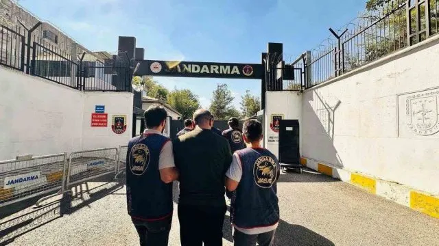 Diyarbakır'da Jandarma Operasyonuyla Aranan 67 Kişi Yakalandı