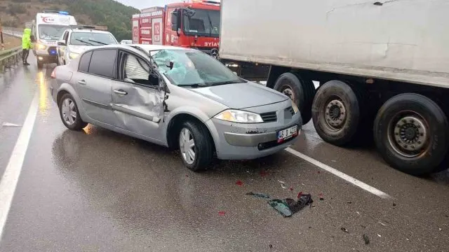 Aşkale’de Dört Aracın Karıştığı Kazada Can Kaybı Yok