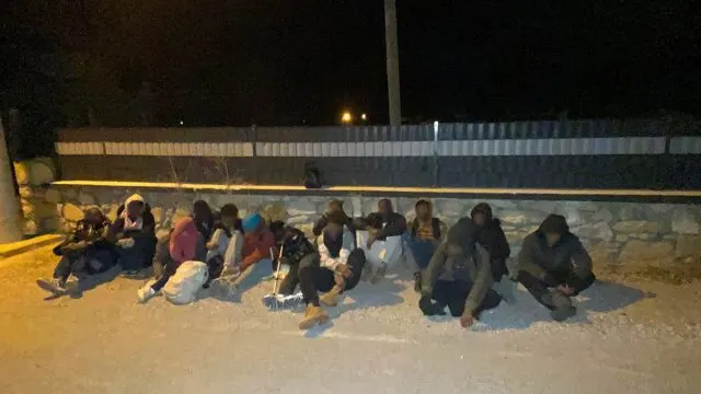 Urla İmece Koyu’nda 16 Düzensiz Göçmen Yakalandı