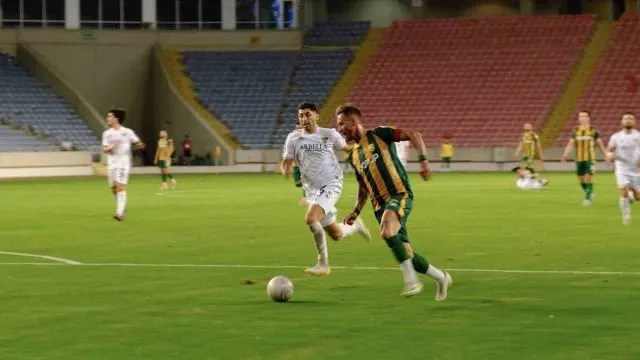 Osmaniyespor Otobüsüne Dönüş Yolunda Taşlı Saldırı