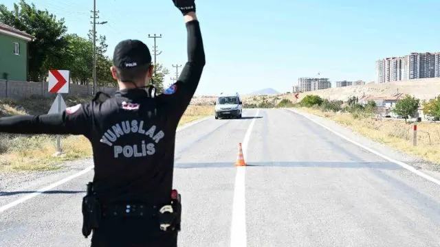 Karaman'da Bir Haftalık Denetimde 22 Aranan Kişi Yakalandı