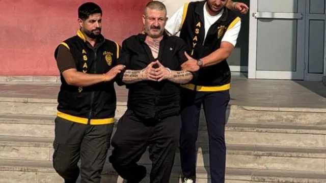 Kesinleşen 12 Yıl 6 Ay Hapis Cezalı Şükrü Akçay Adana’da Yakalandı Kesinleşen 12 Yıl 6 Ay Hapis Cezalı Şükrü Akçay Adana’da Yakalandı